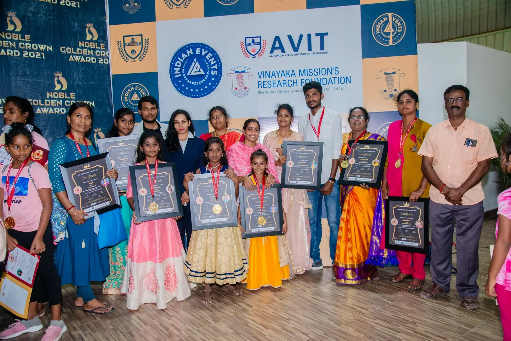 Women’s Golden Crown Award